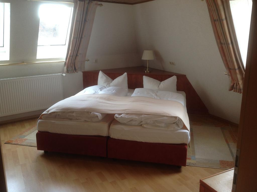 Pension Altstadt Garni Bad Windsheim Room photo