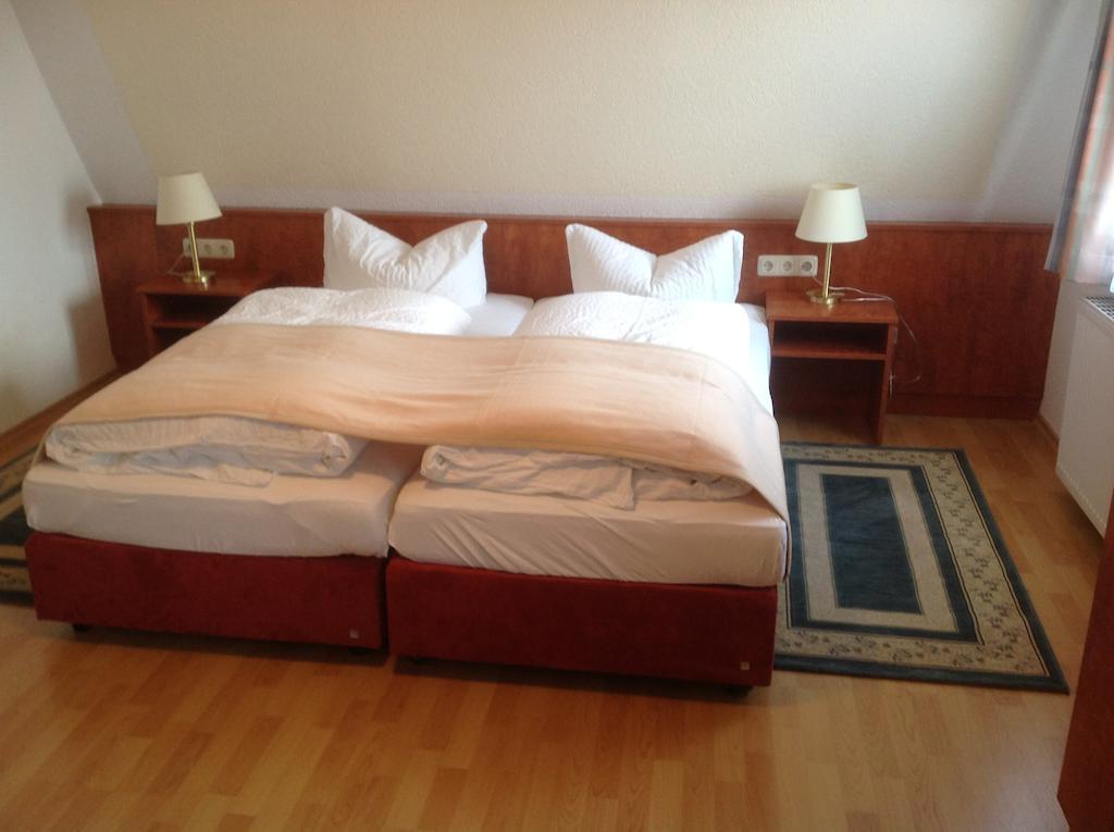 Pension Altstadt Garni Bad Windsheim Room photo